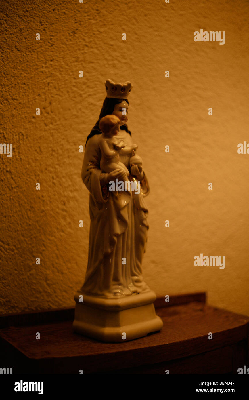 Statue Virgin Mary Baby Jesus Stock Photos And Statue Virgin Mary Baby