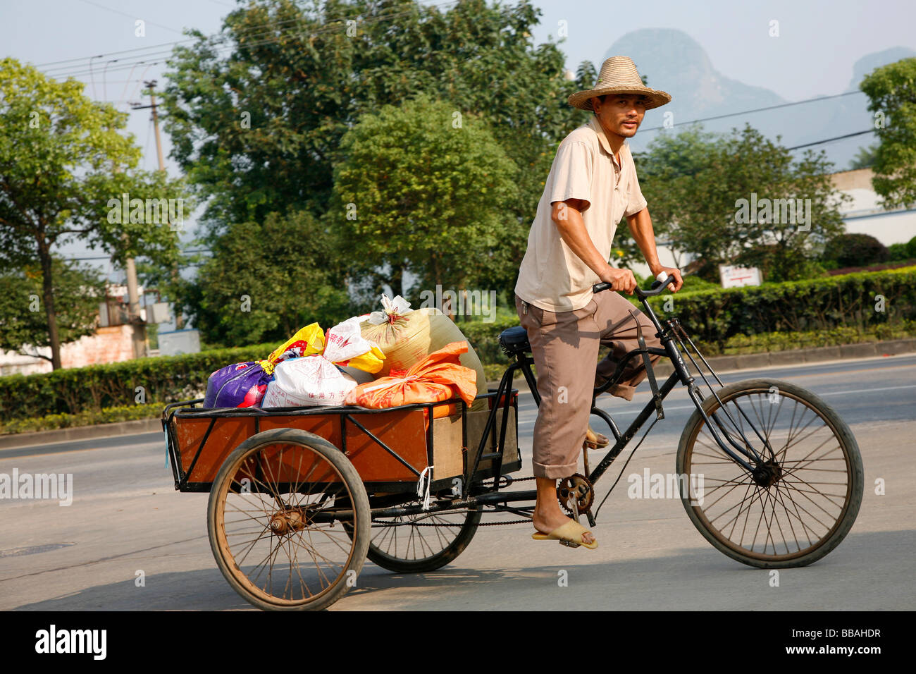 Bicycle cart hi-res stock photography and images - Alamy