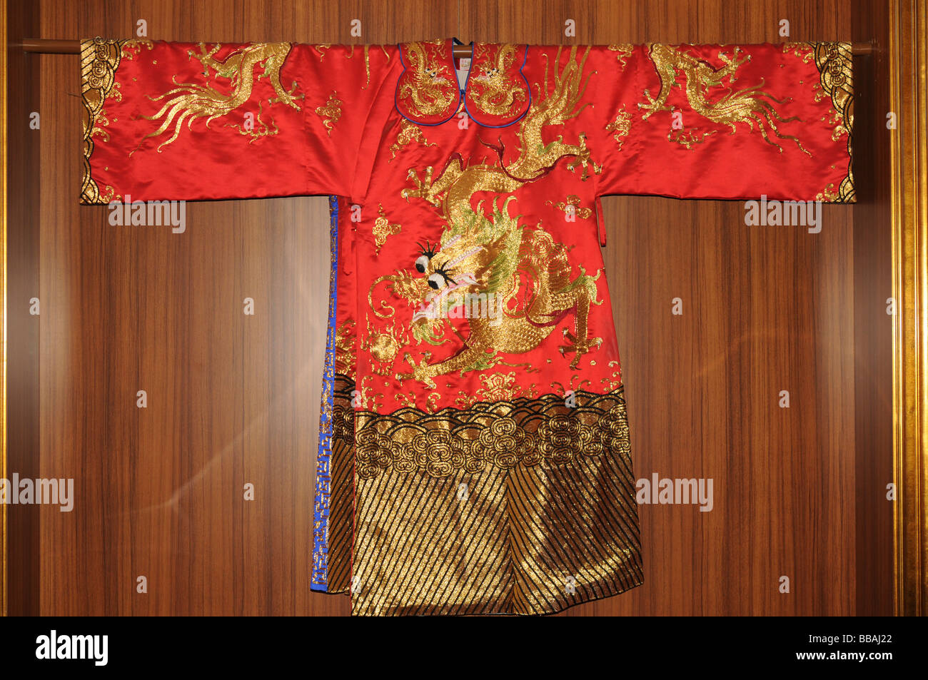 China Shanghai Silk factory visitor Center Silk products on display in the show room Stock Photo