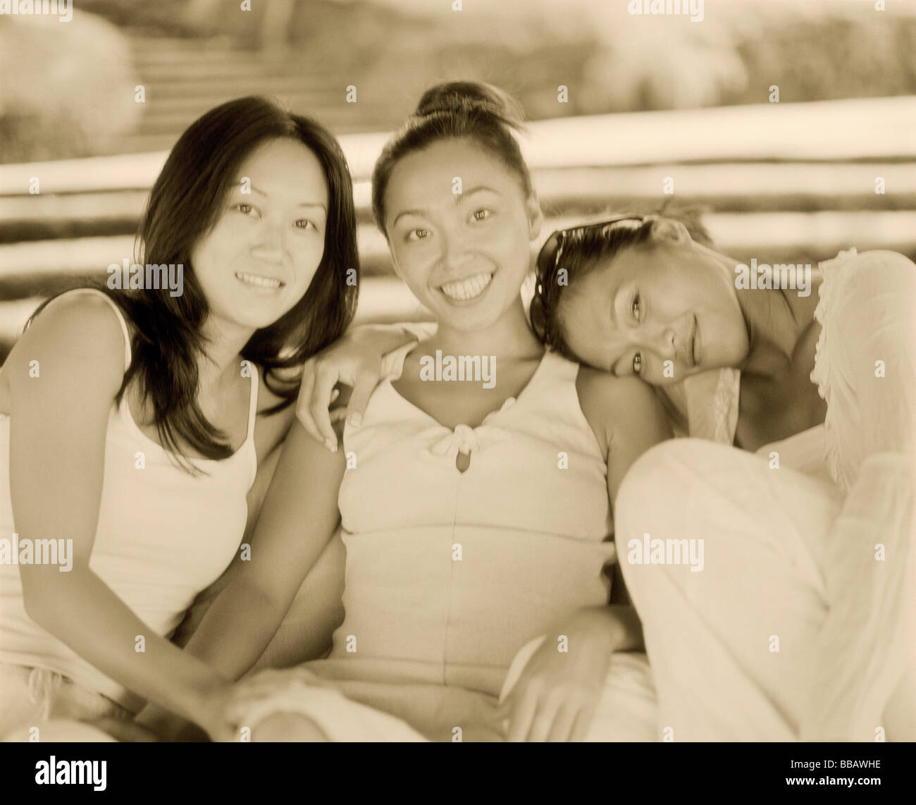 Black and white women portraits hi-res stock photography and images - Alamy