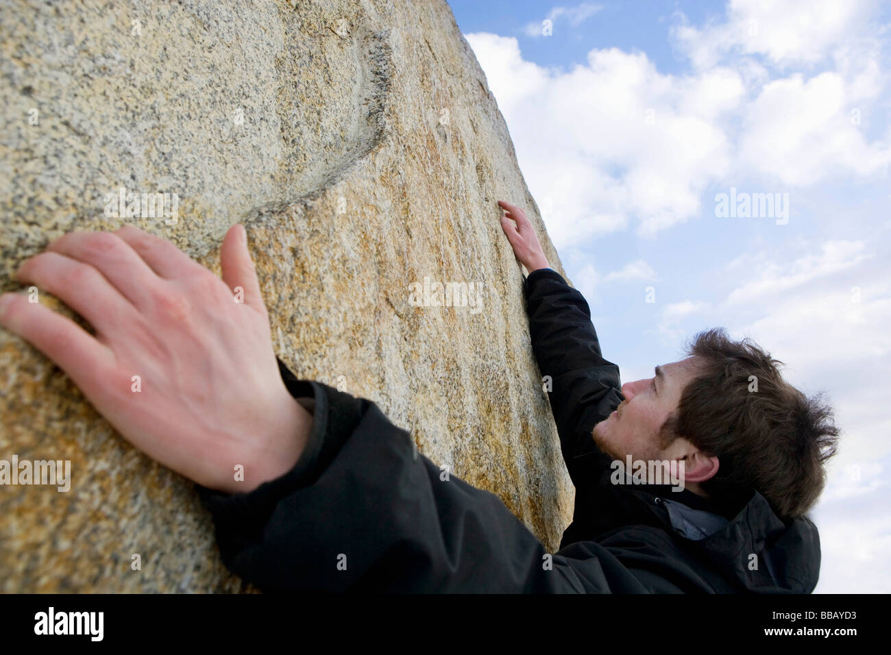 climber free climbing boulder Stock Photo Alamy