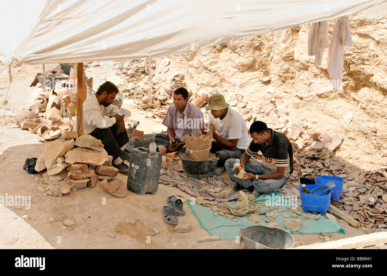 Egypt archaeology digging up excavation treasure seeker Stock Photo
