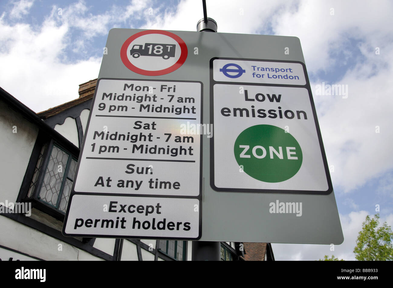 London Low emissions sign, Cheam, Greater London, England, United Kingdom Stock Photo