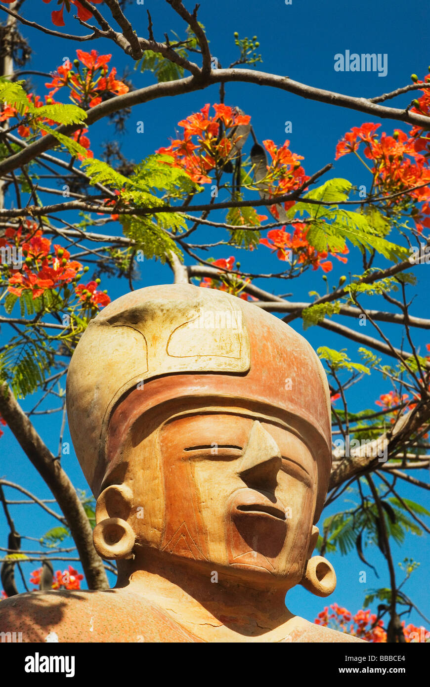 Fertility statue hires stock photography and images Alamy