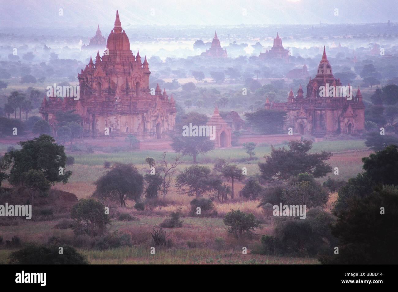 Bagan myanmar hi-res stock photography and images - Alamy