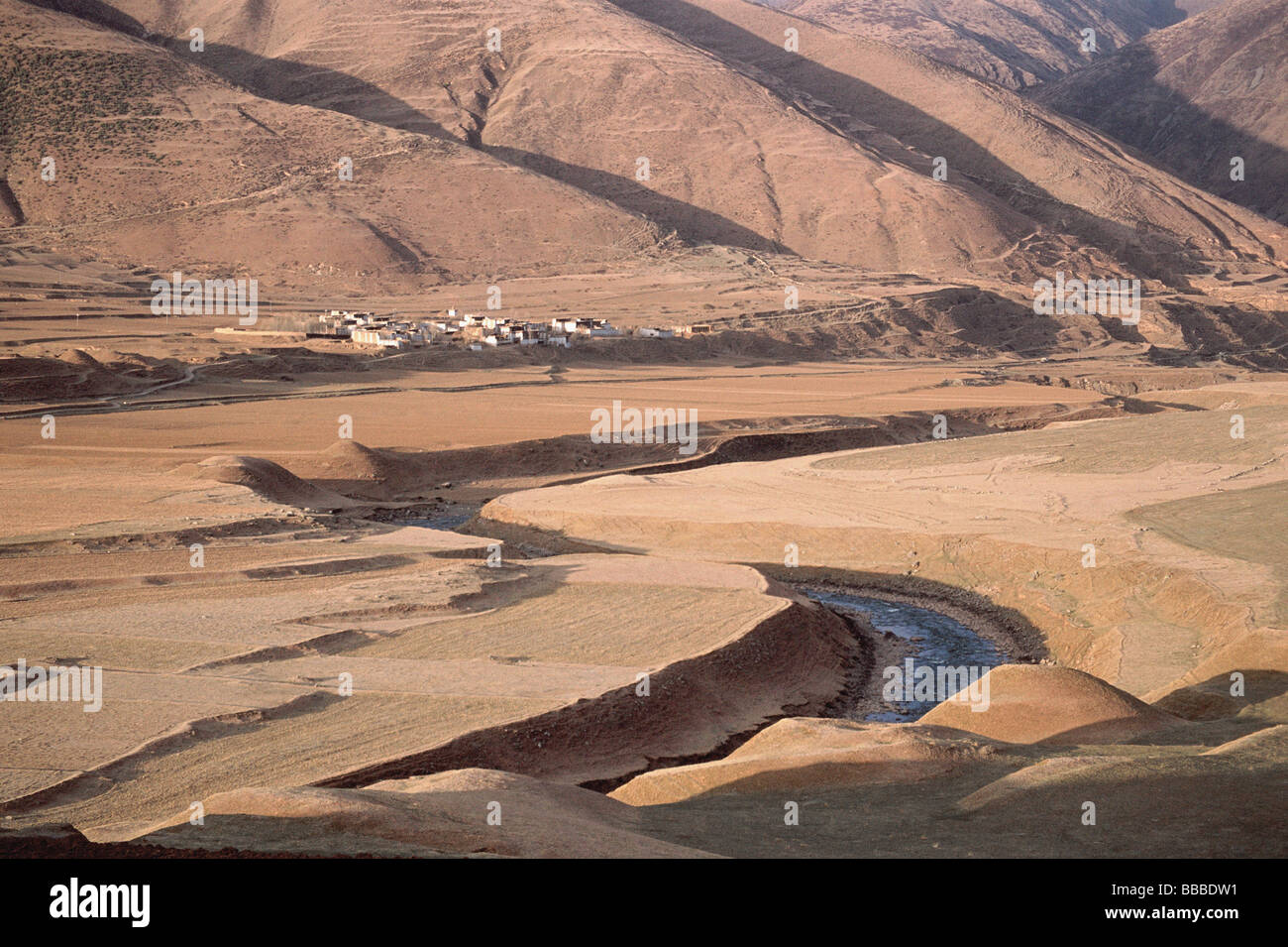 China, Szechuan (Sichuan), Kham region, Tibetan farming area near Ganze. Stock Photo
