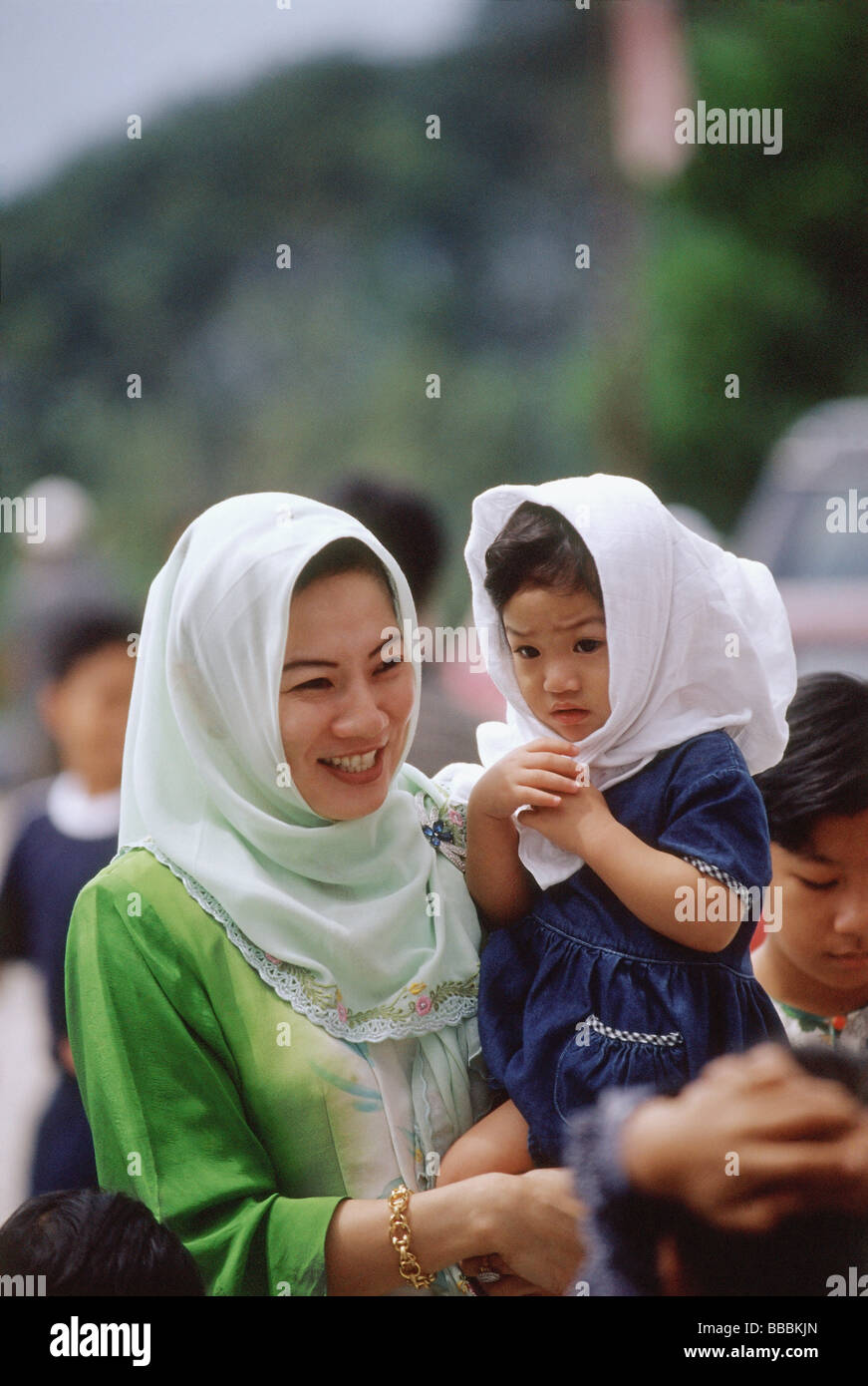 Malay Mother Daughter High Resolution Stock Photography and Images 