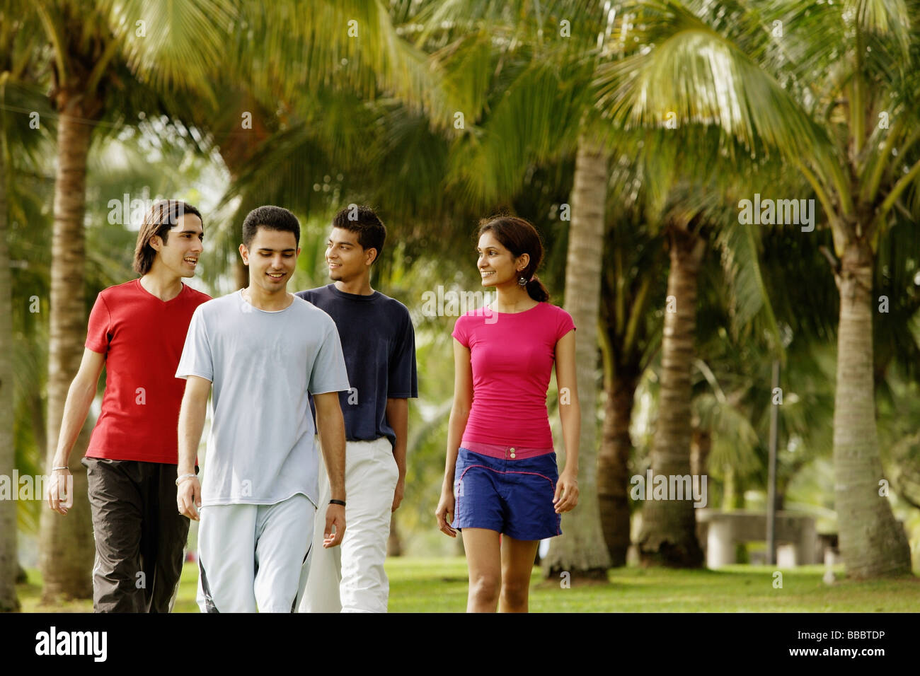 Black walking group hi-res stock photography and images - Alamy