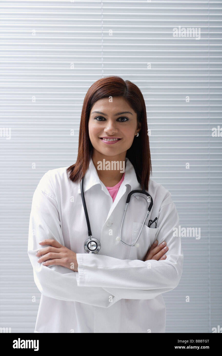 Singapore hospital doctor hi-res stock photography and images - Alamy