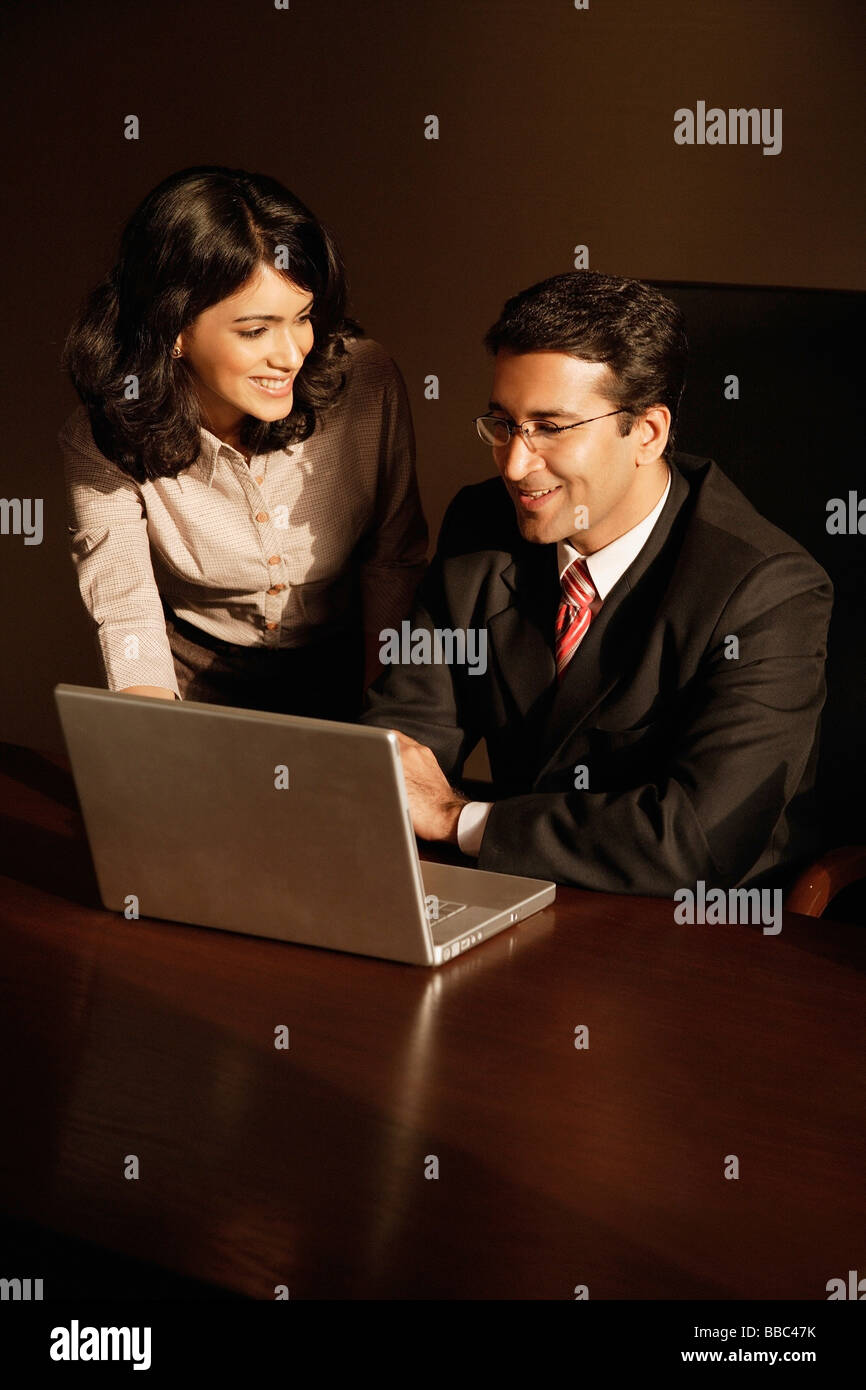 Co working and india hi-res stock photography and images - Alamy