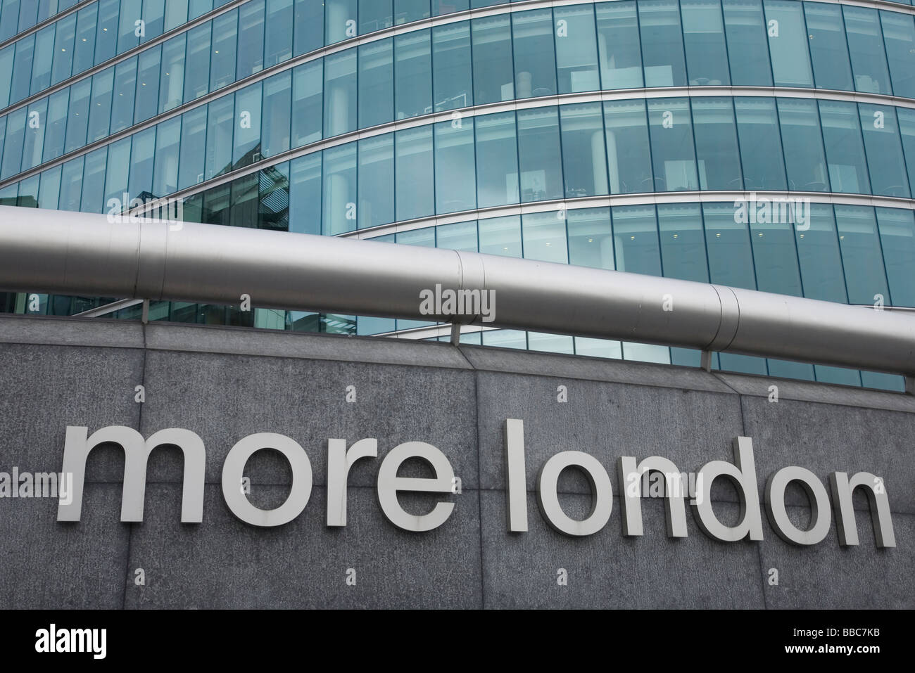 UK, London, The Scoop, City Hall Stock Photo Alamy