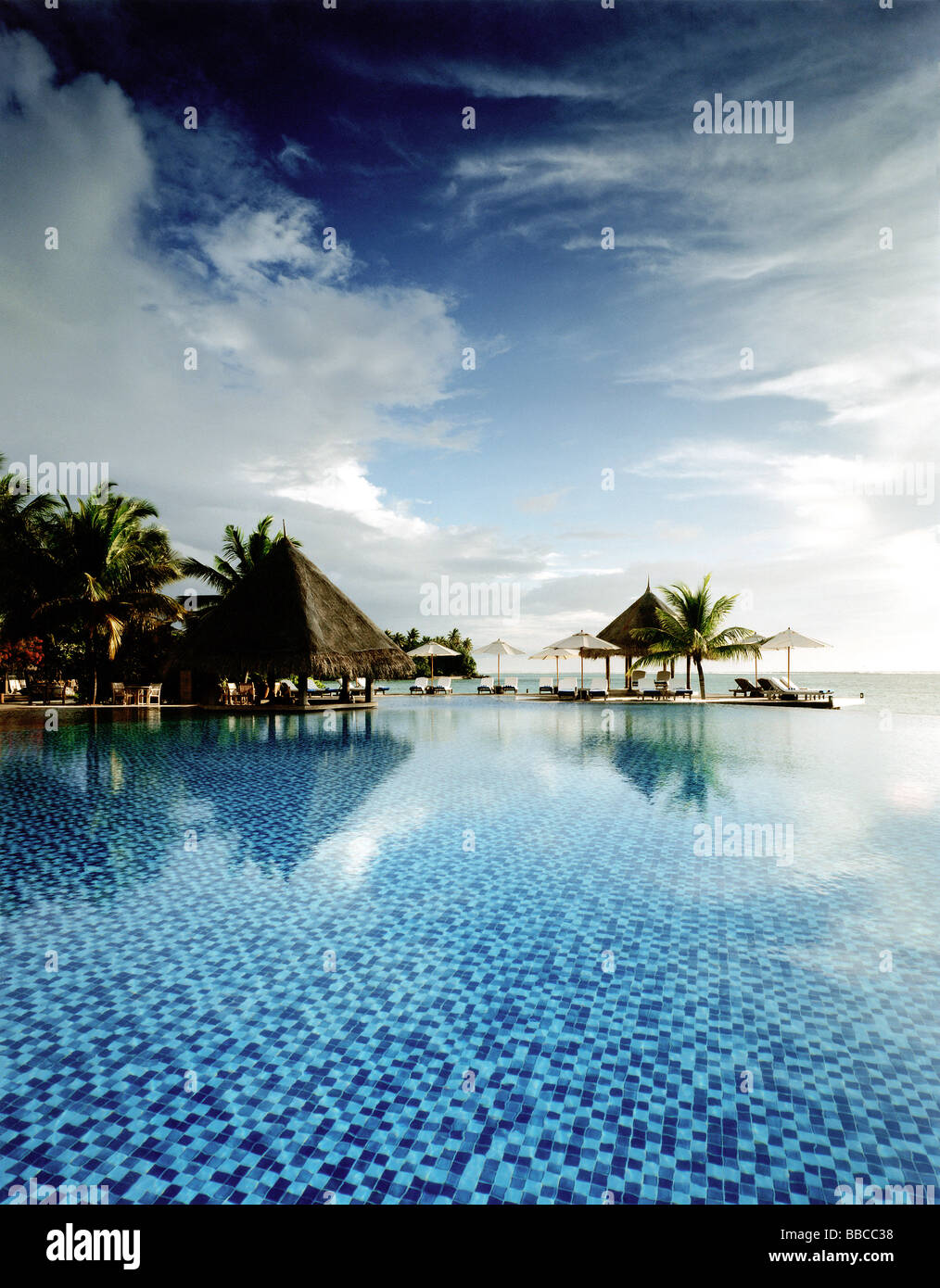 Maldives, Kuda Huraa atoll, Four Seasons Resort, Pool side. Stock Photo