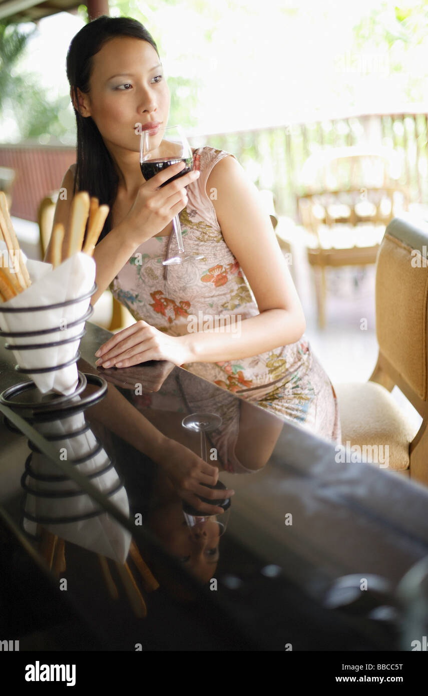 Chinese wine bar hi-res stock photography and images - Alamy