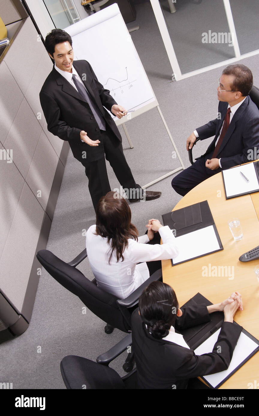 Group meeting asia hi-res stock photography and images - Alamy