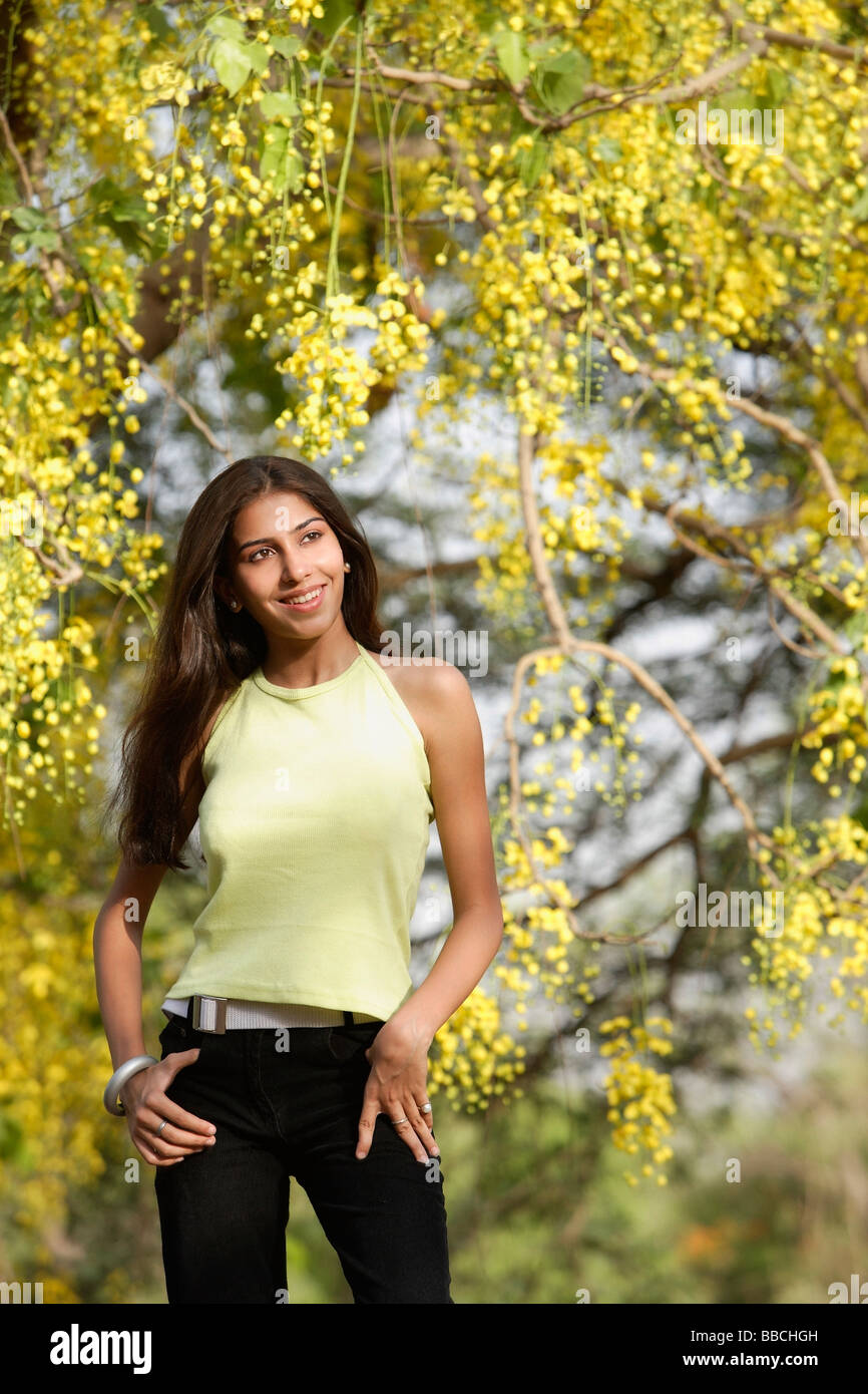 Indian teen girl hi-res stock photography and images - Alamy