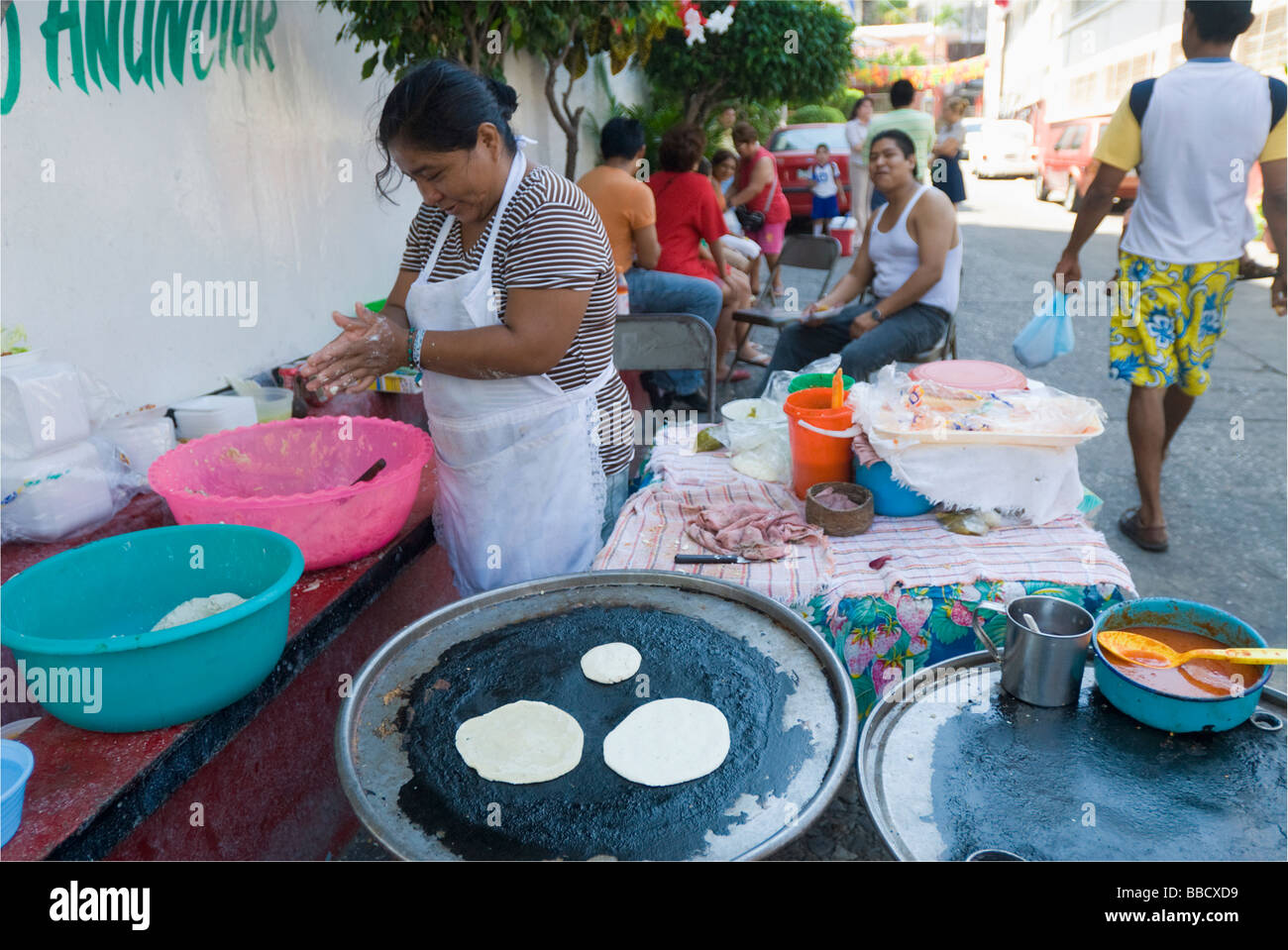 Tortilla mexican griddle hires stock photography and images Alamy