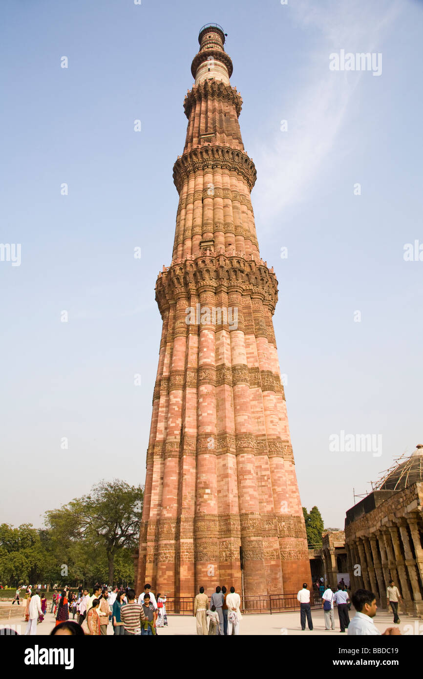 The Qutb Minar minaret, in the Qutb Minar Complex, Delhi, India Stock Photo
