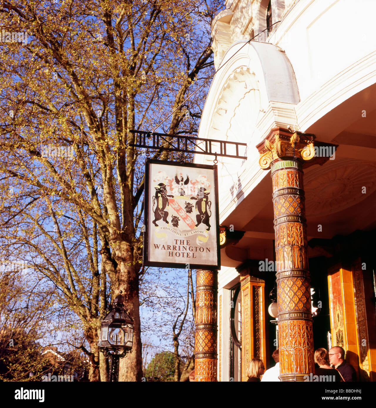 The Warrington Hotel restaurant owned by chef Gordon Ramsey in Maida Vale London UK  KATHY DEWITT Stock Photo