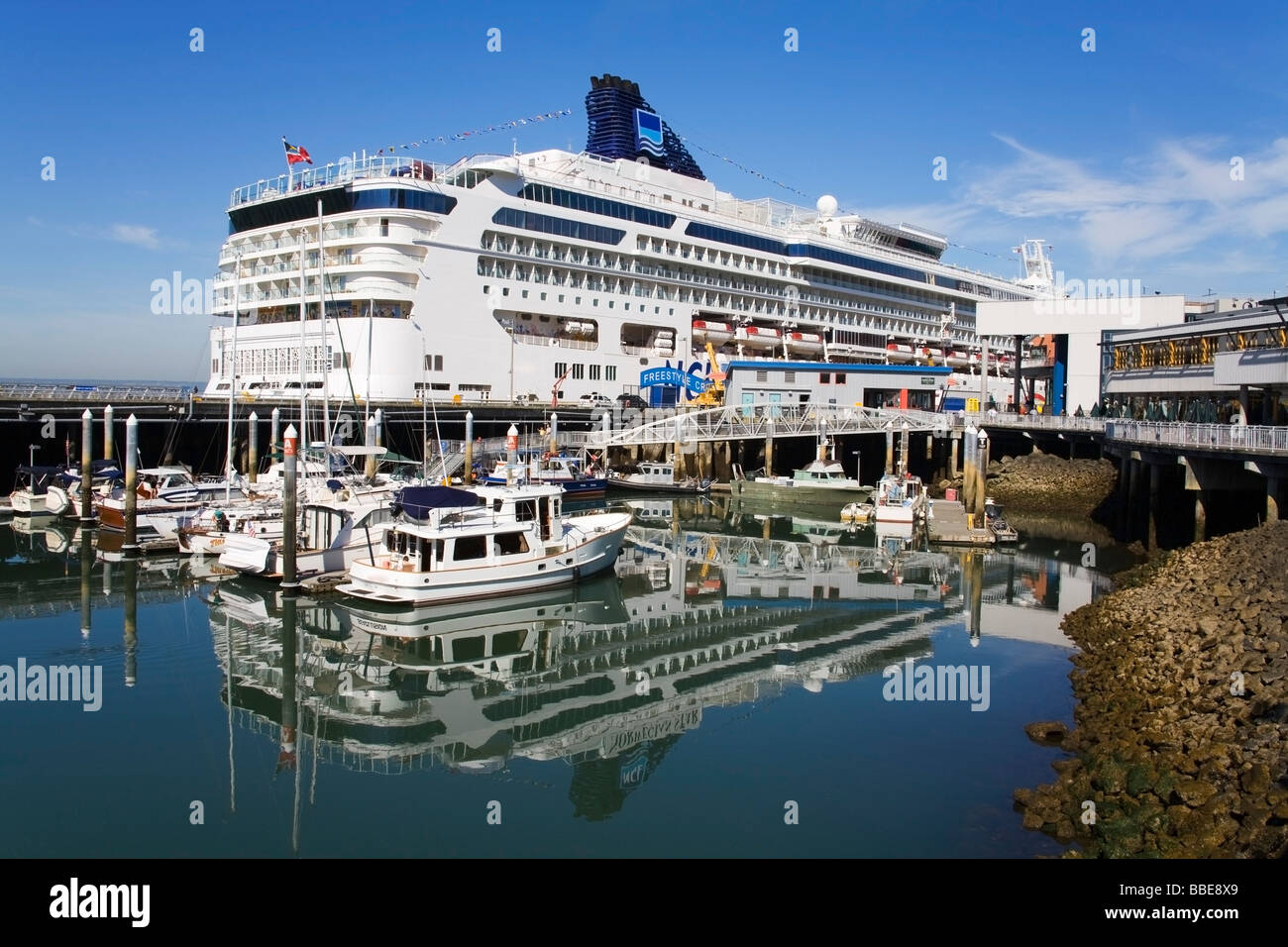 Cruise Ship Terminal On Pier 66 Seattle Washington State Usa Stock Photo Alamy
