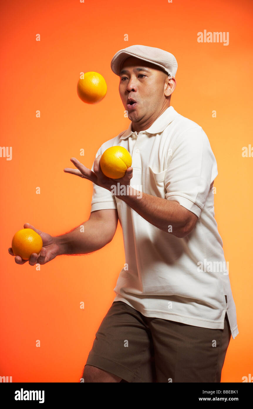 Indoor juggler hires stock photography and images Alamy
