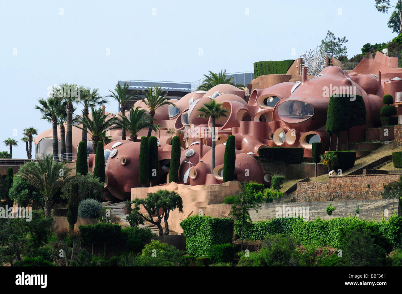 The Palais Bulles ('Bubble Palace' in French), an original convention centre designed by Antti Lovag, near Cannes, south France. Stock Photo