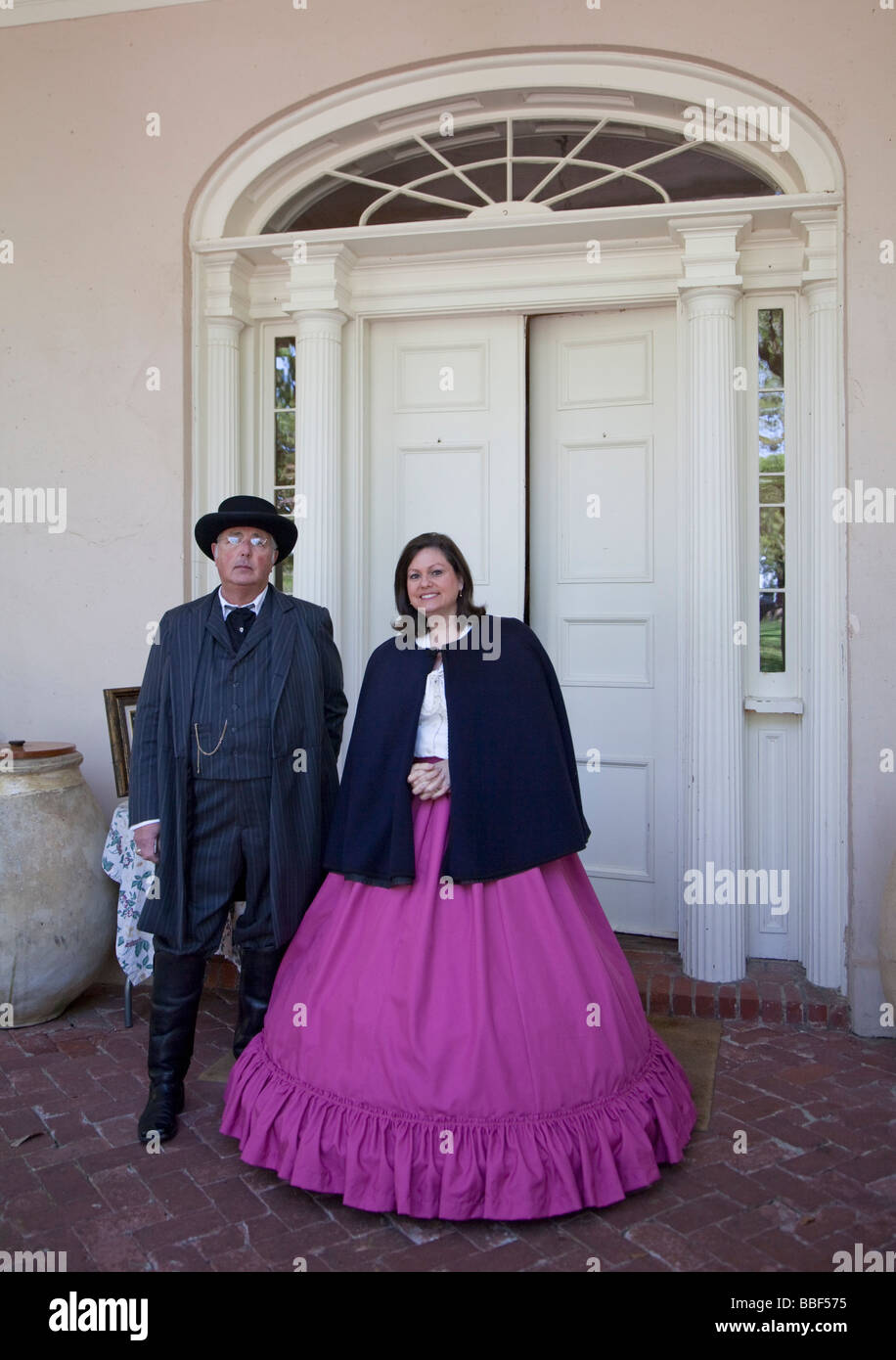 Vacherie Louisiana Tour guides dressed in period costumes at the restored Oak Alley Plantation Stock Photo