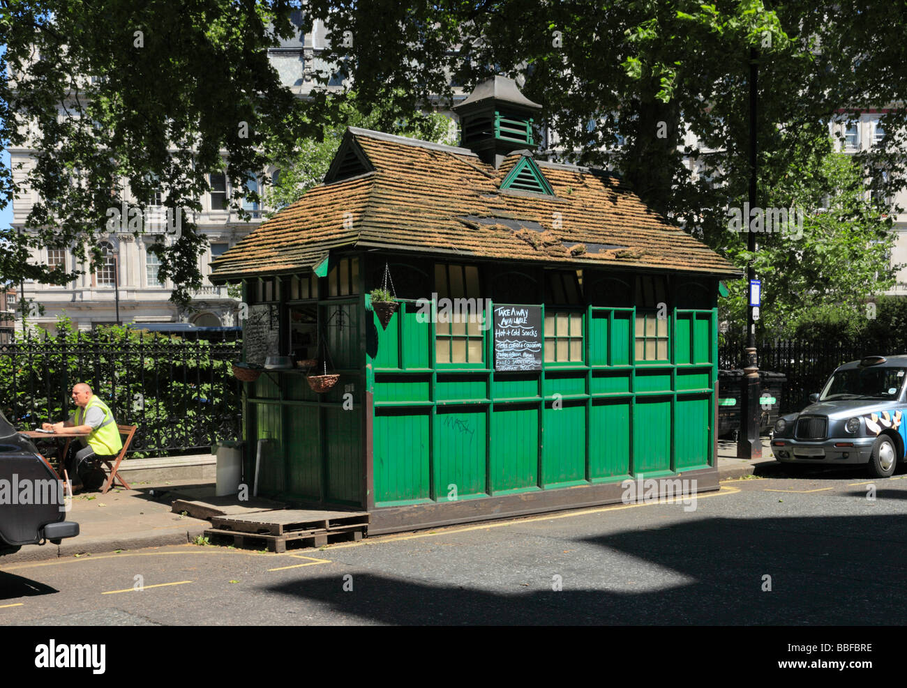 Cab shelter london hires stock photography and images Alamy