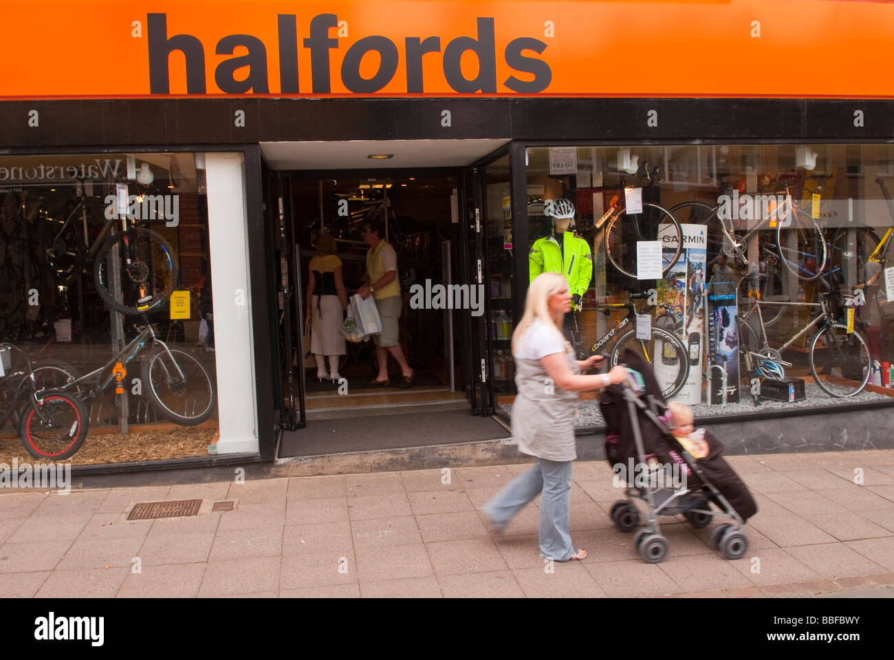 halfords bike shop