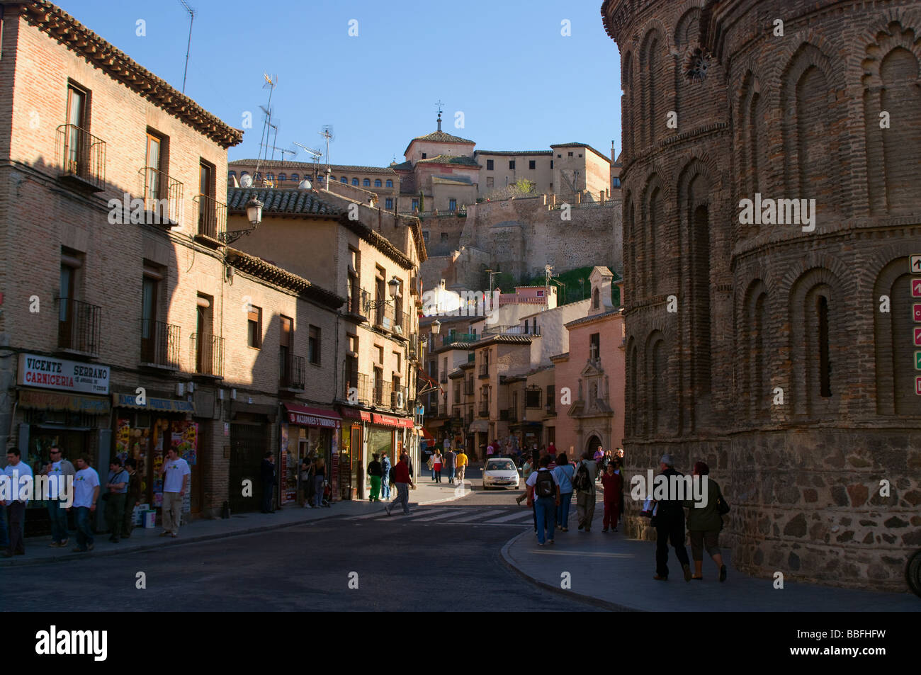 Street Scene Toledo, Castilla la Mancha, Spain, Ue. Calle de la ciudad de Toledo, castilla la Mancha, España, UE Stock Photo