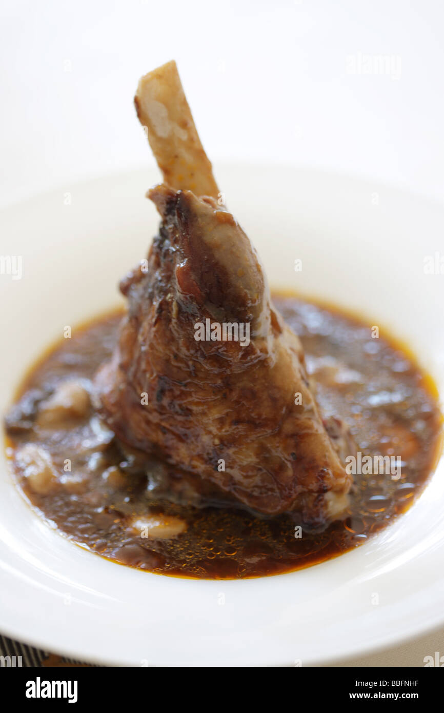 Leg of Lamb in Gravy Stock Photo Alamy