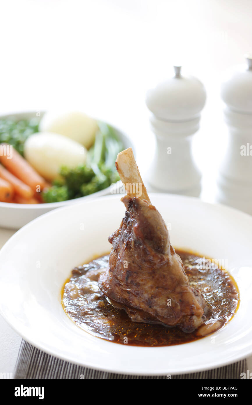 Leg of Lamb in Gravy Stock Photo Alamy
