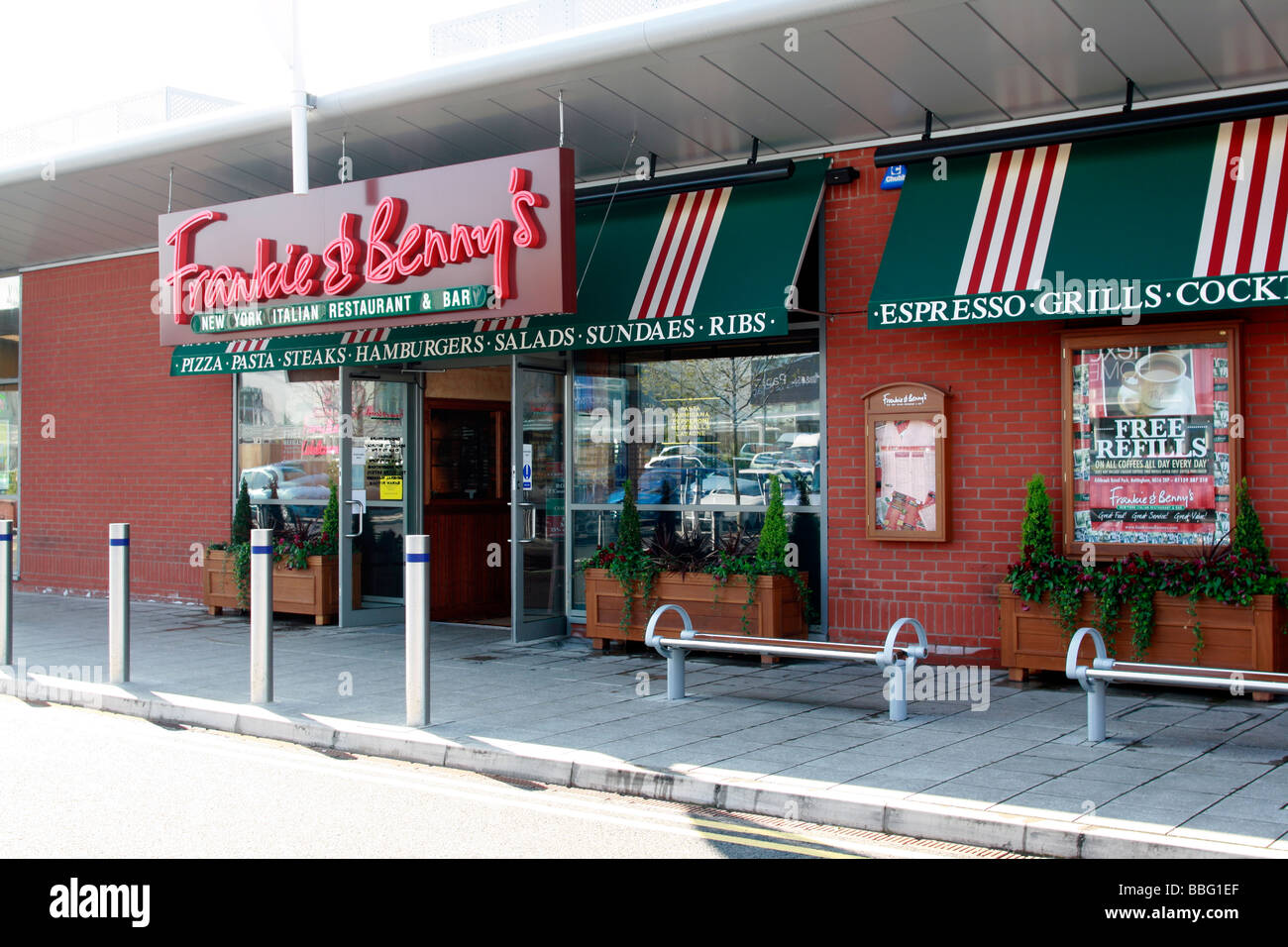 Frankie and Bennys reastaurant Espresso Grills Cocktails Giltbrook