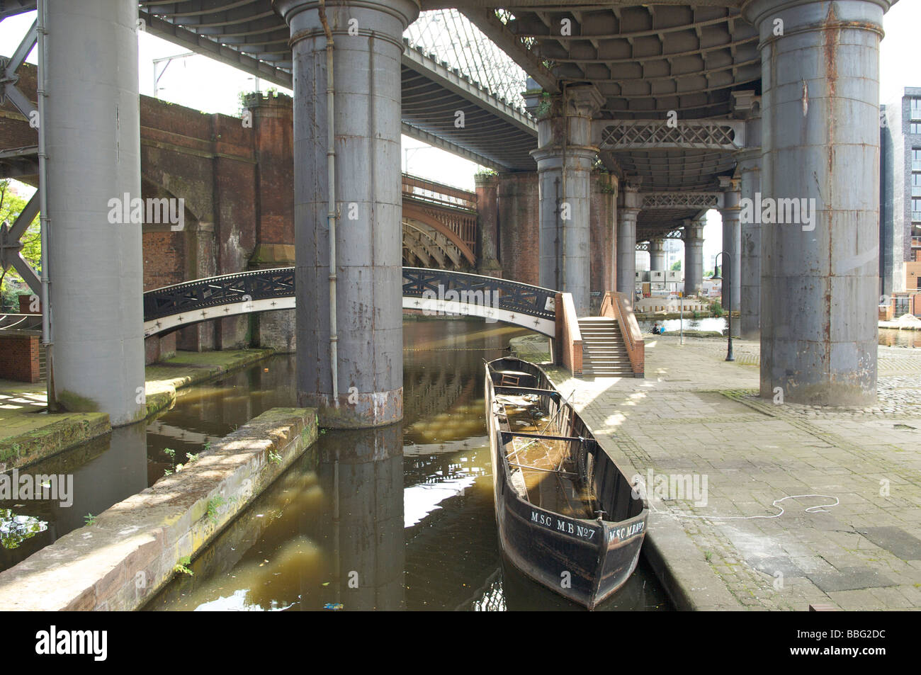 Castlefield canal basin hi-res stock photography and images - Alamy