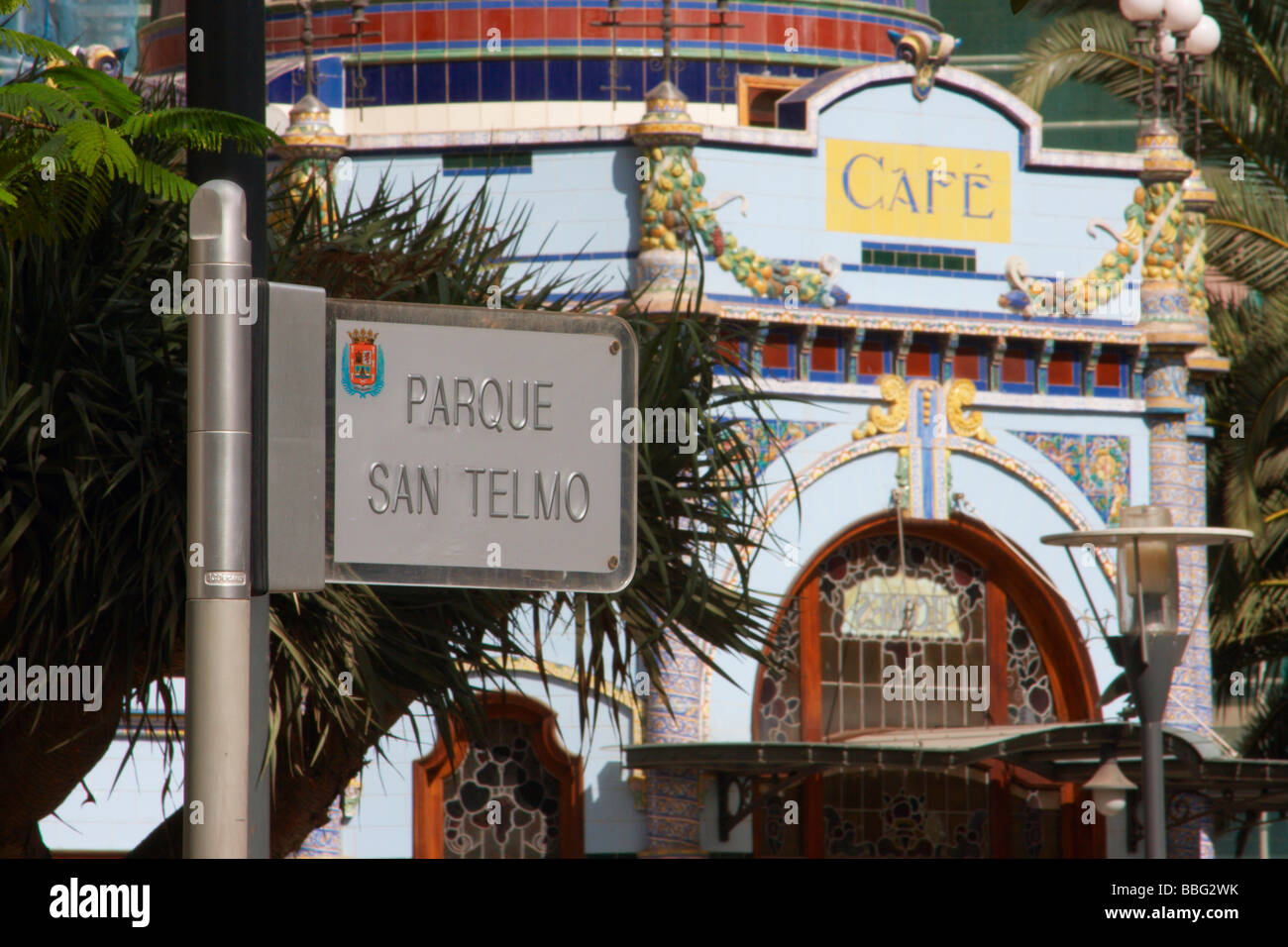 Gran Canaria: Outdoor Cafe In Parque San Telmo In Las Palmas Stock Photo