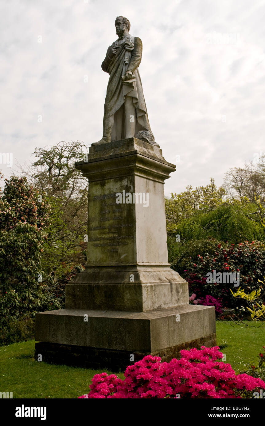 Statue of lord palmerston hires stock photography and images Alamy