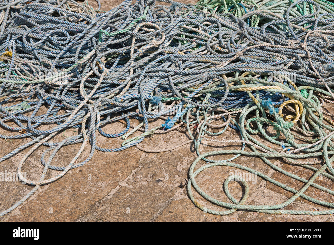 large pile of fishing rope Stock Photo - Alamy