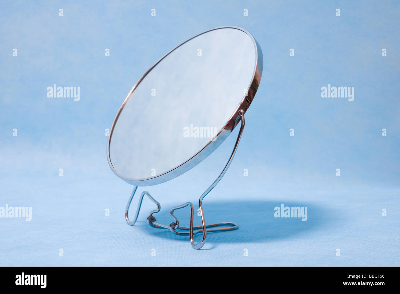 Theatrical mirror hi-res stock photography and images - Alamy