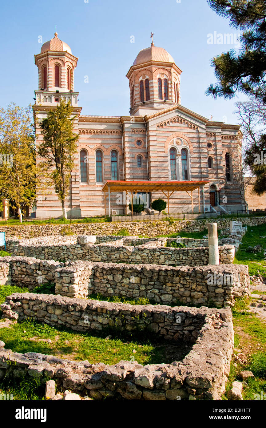 Constanta's Holy Apostle Peter and Paul Romanian Orthodox Episcopal Cathedral with 1st century Roman ruin of ancient city of To Stock Photo