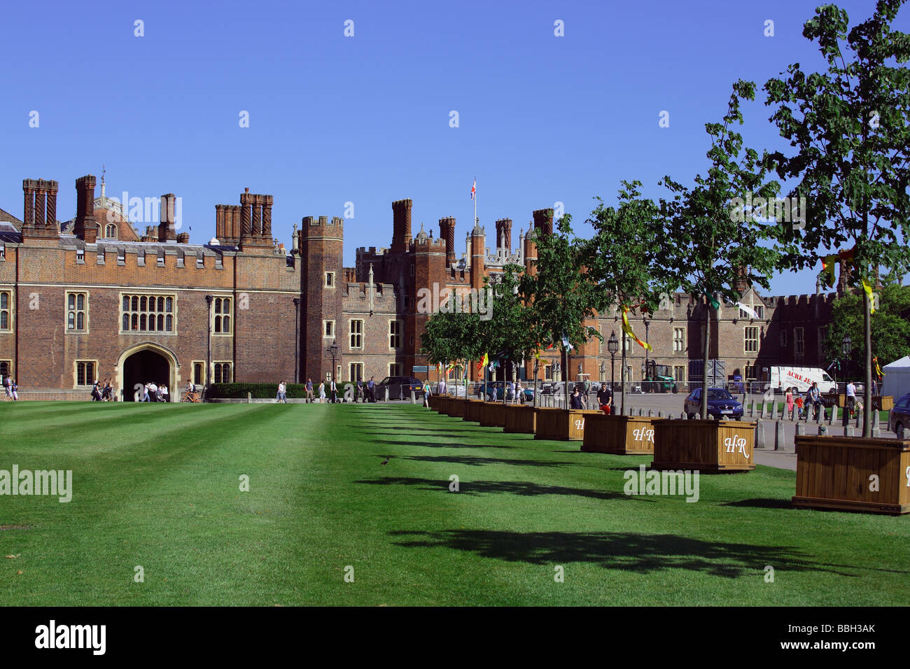 Hampton Court Palace in London Stock Photo Alamy
