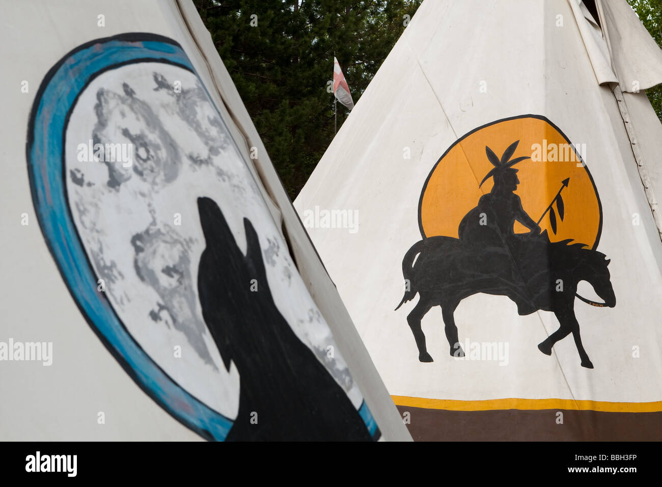 Tipi Quebec Hi res Stock Photography And Images Alamy