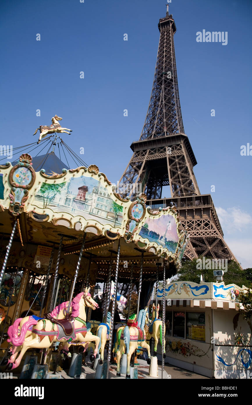 Amusement ride near the Eiffel Tower in Paris France Stock Photo - Alamy