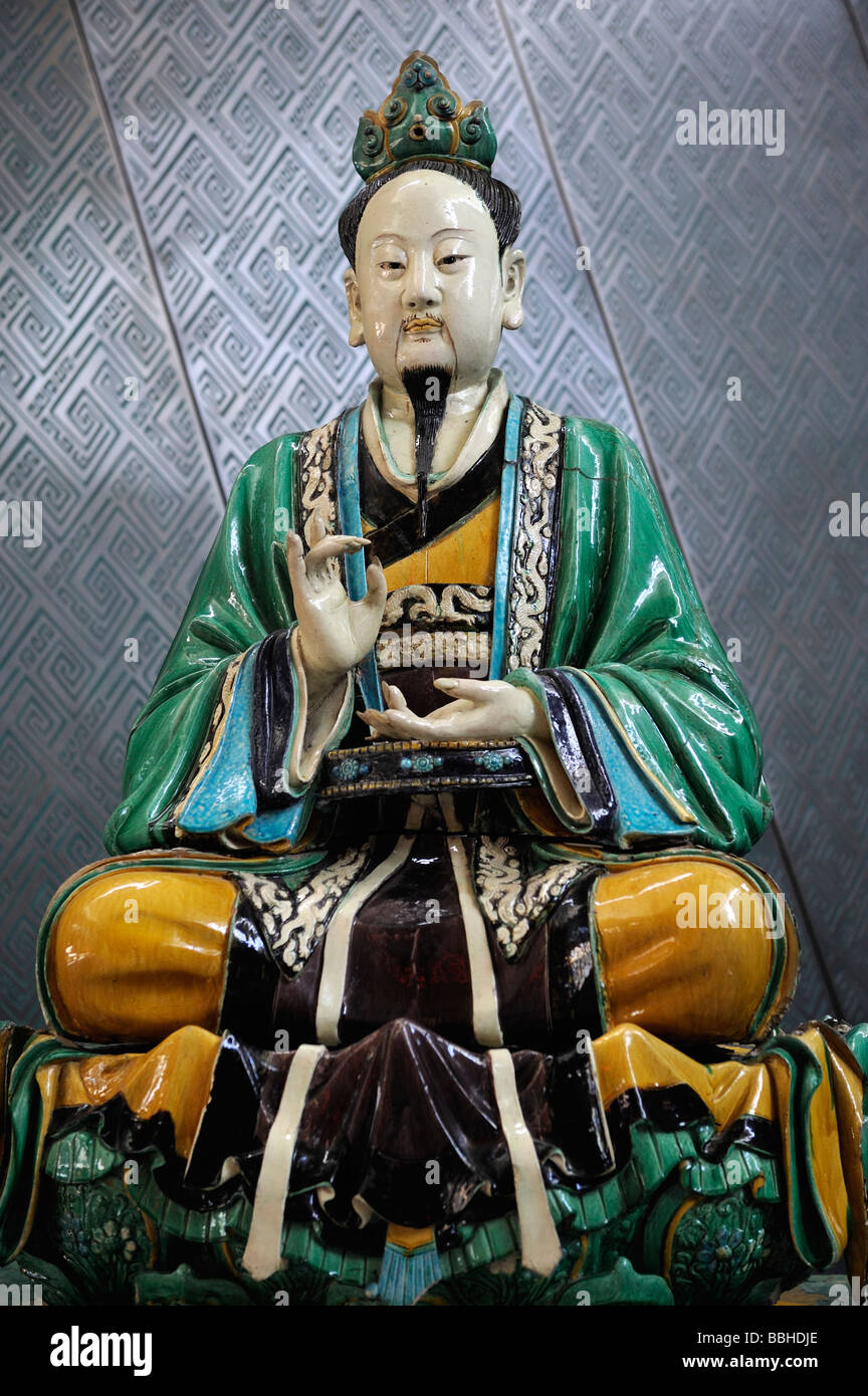Lead-glazed Monumental Statue of Yuanshi Tianzun, Ming Dynasty. Stock Photo