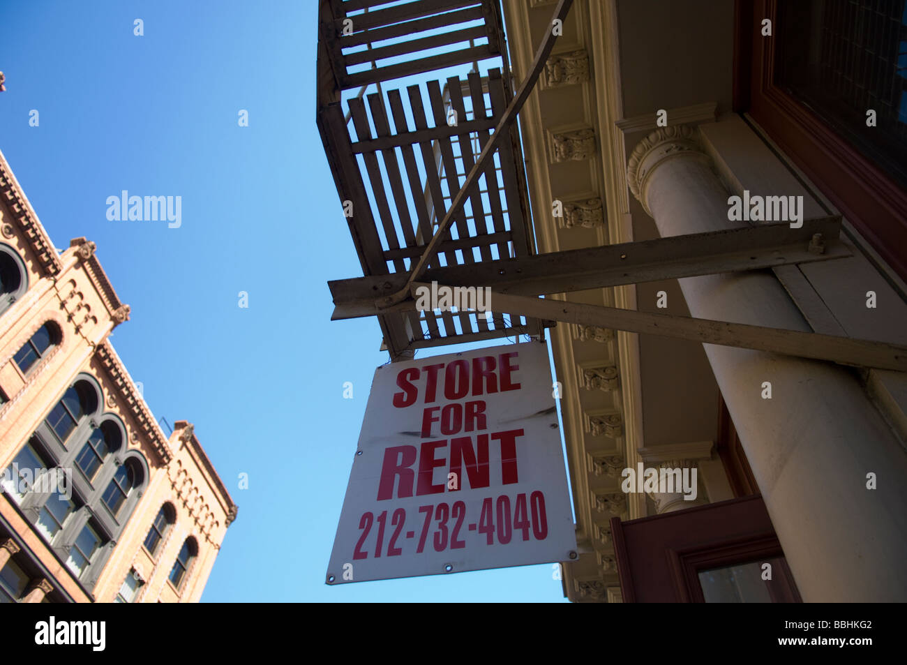 Soho empty stores for rent hires stock photography and images Alamy