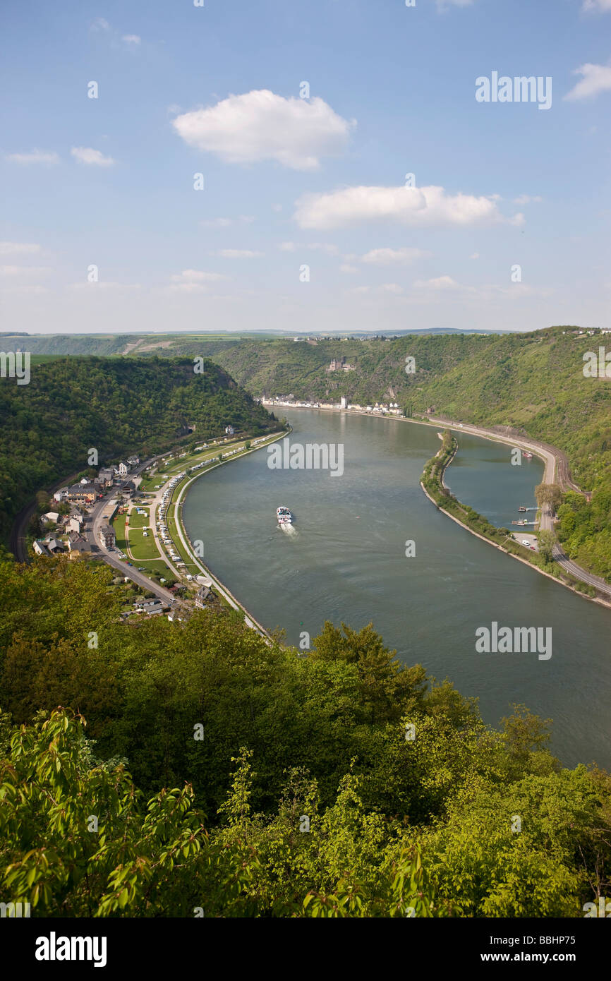 View from the Lorelei lookout over the bend of the the Rhine River, at the right the Rock of Lorelei, Urbar, Rhein-Hunsrueck di Stock Photo