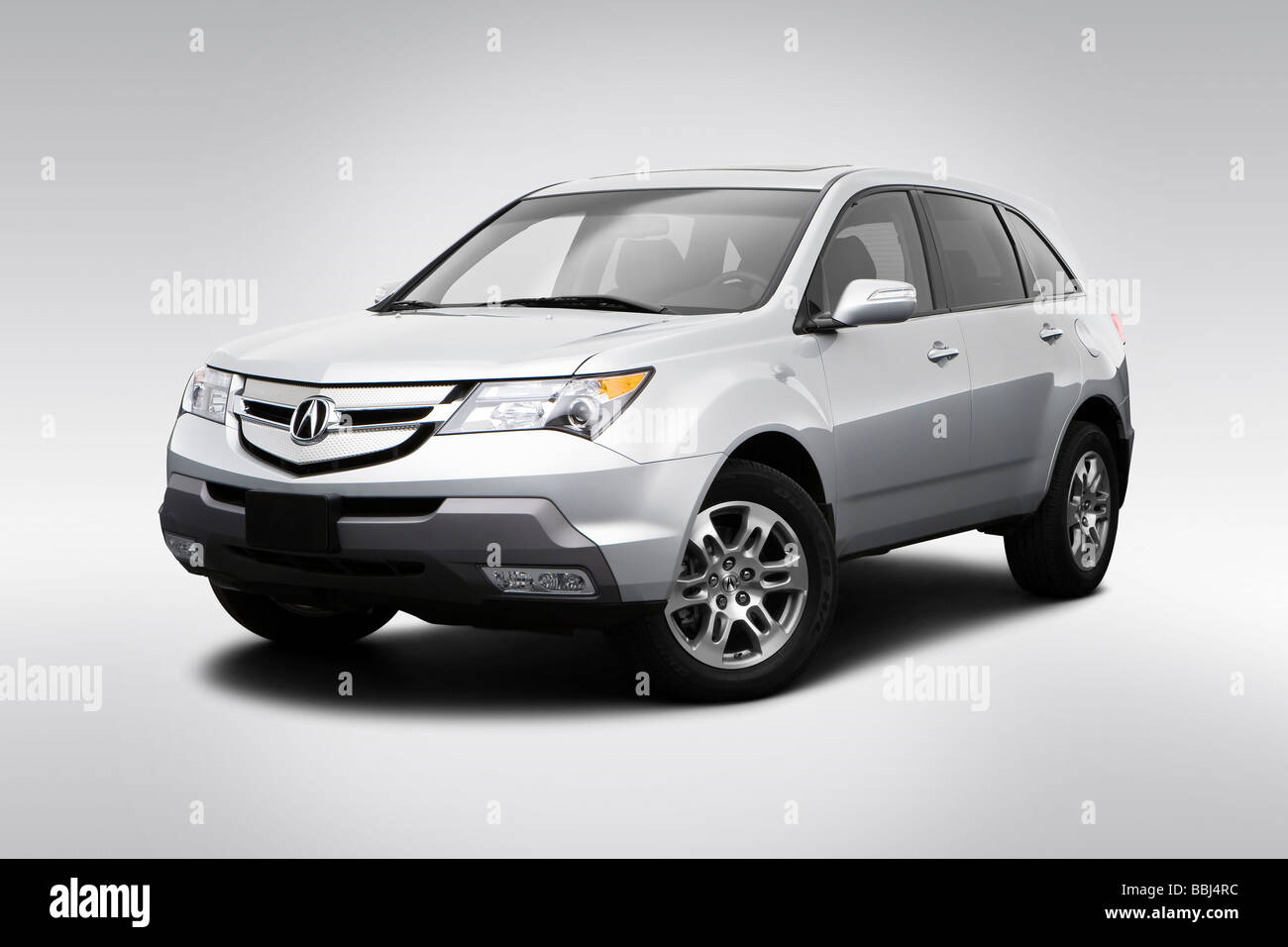 2009 Acura Mdx Base In Silver Front Angle View Stock Photo Alamy