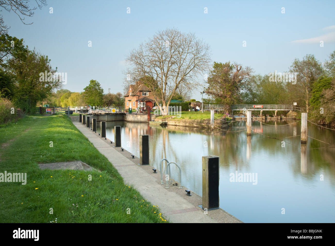 Clifton Lock on the River Thames near Clifton Hampden Oxfordshire Uk Stock Photo