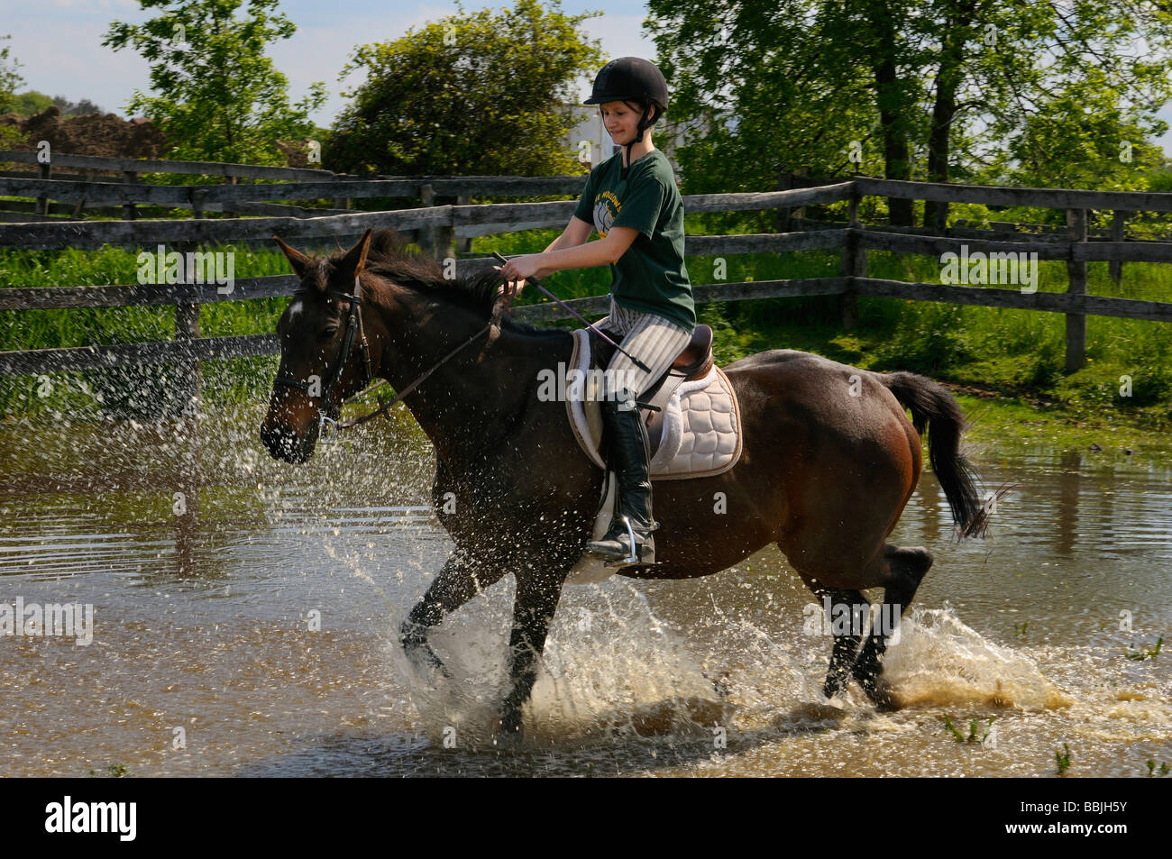 Horse riding girl fun water hi-res stock photography and images - Alamy