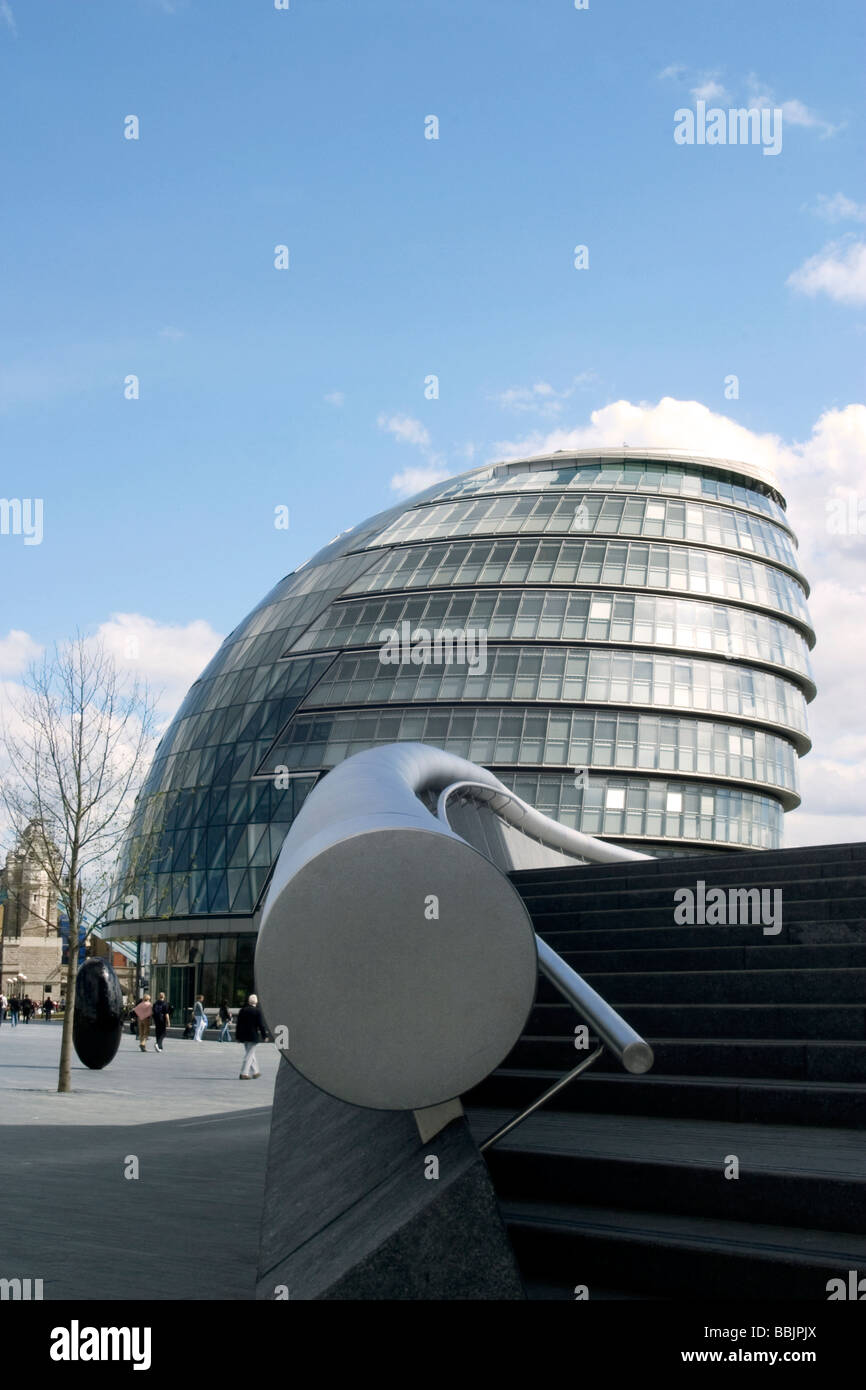 Greater London Authority, City Hall, The Queen's Walk, Mayor of London, Tower bridge view, scoop Stock Photo