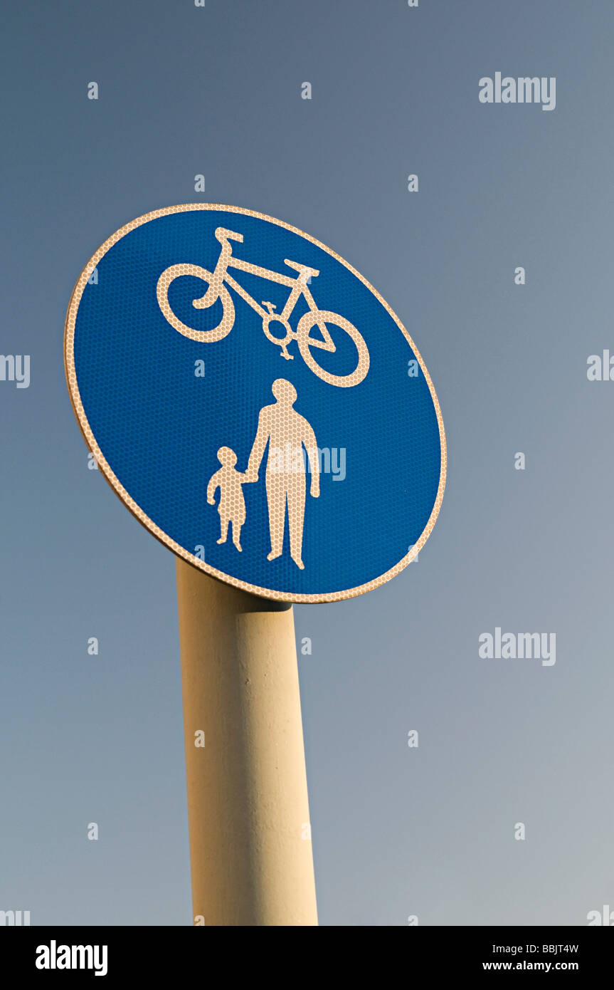 a pavement sharing bike and pedestrian sign in birmingham england Stock