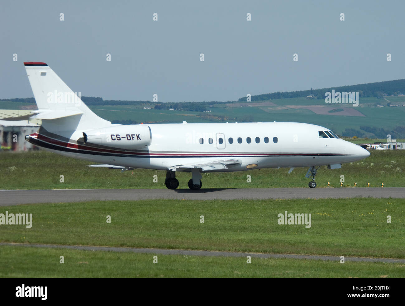Raytheon Hawker 800XP Business Jet Aircraft at Inverness Airport Scotland.   SCO 2481 Stock Photo